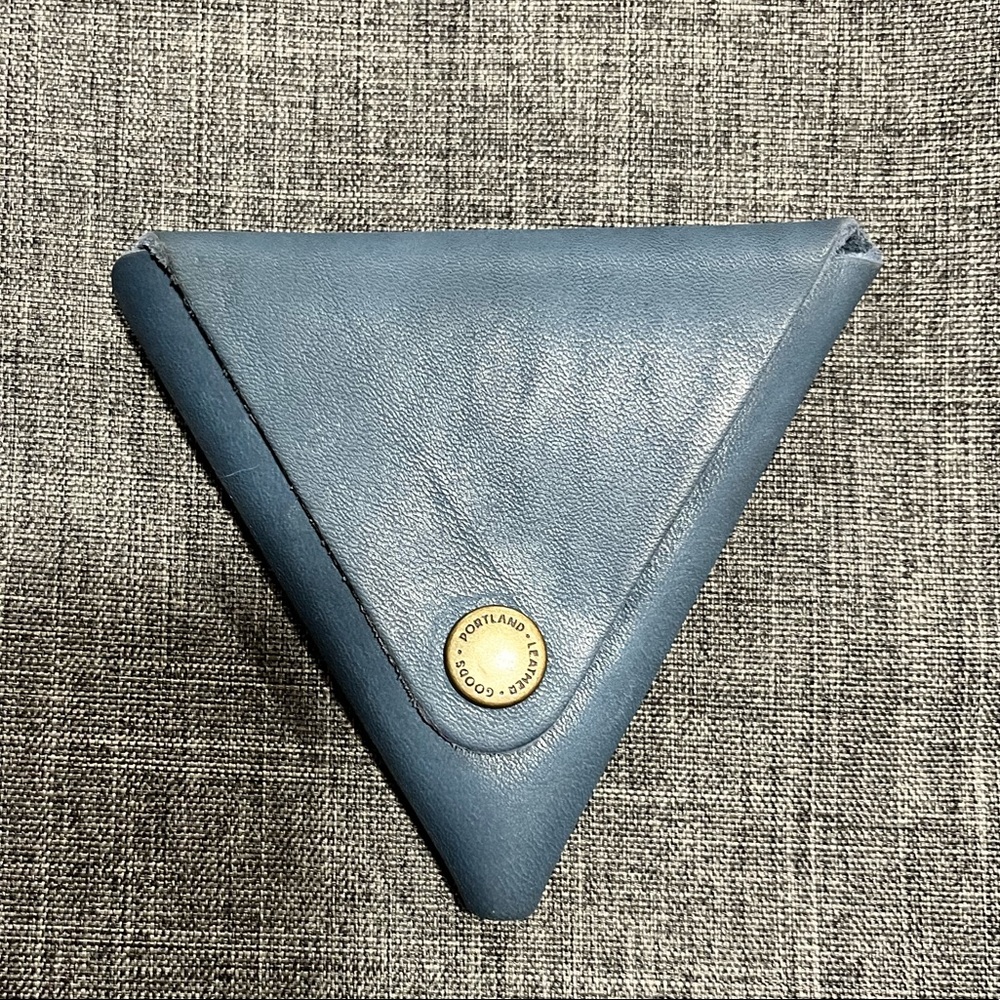 Portland leather goods triangle coin purse